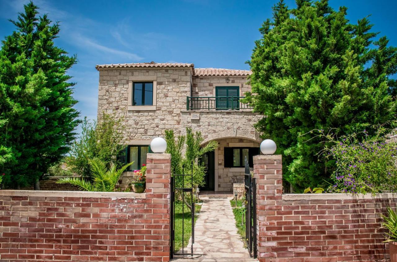 Niriides Villas Old Listing Hersonissos  Exterior foto