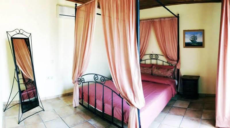Niriides Villas Old Listing Hersonissos  Exterior foto